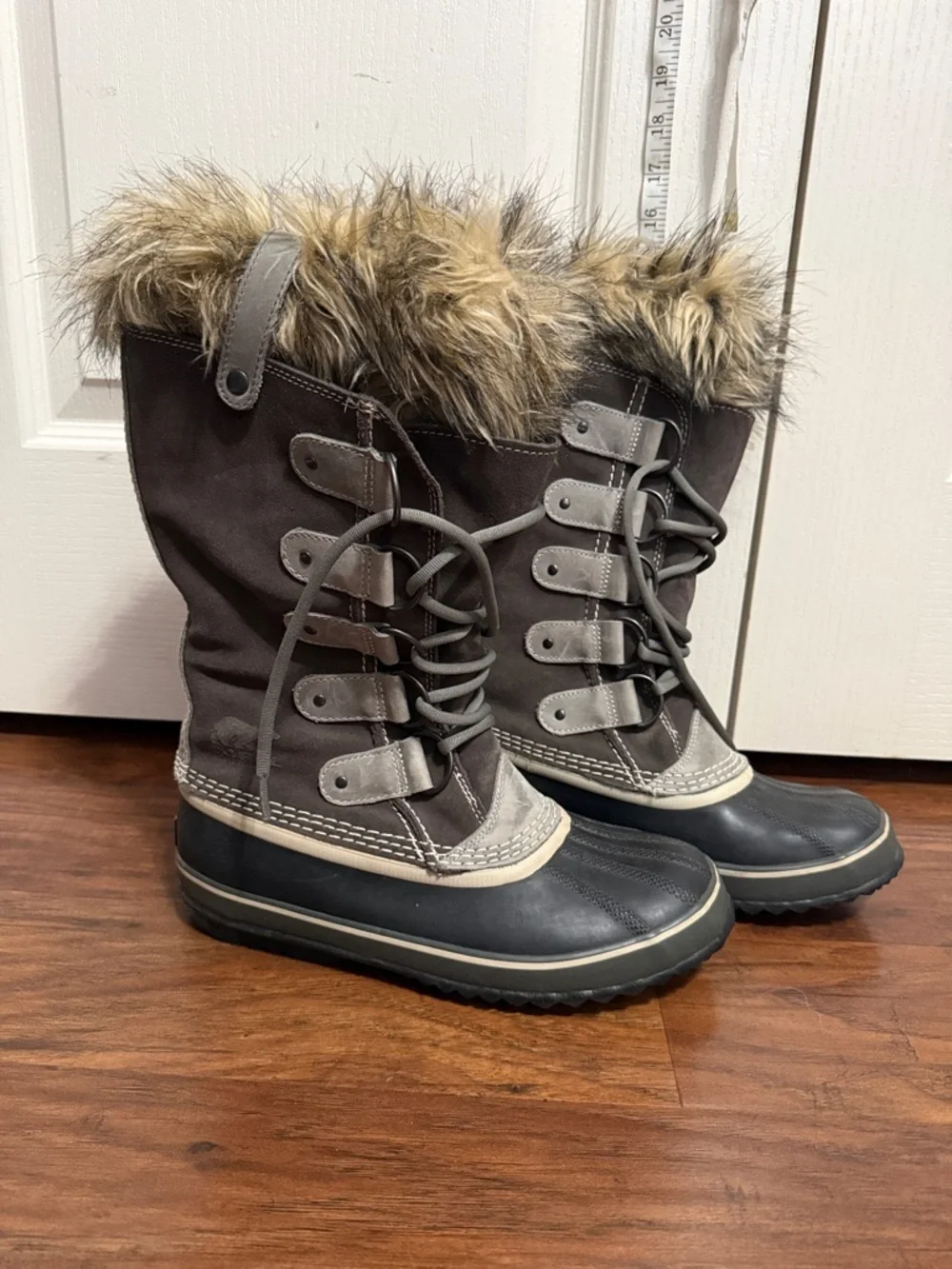 Sorel‎ Joan of Arctic Waterproof Winter Faux Fur Boots Gorp Granola Snow